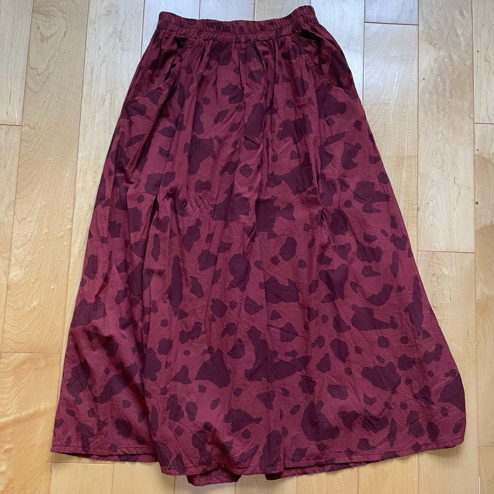 Curator SF fawn skirt medium